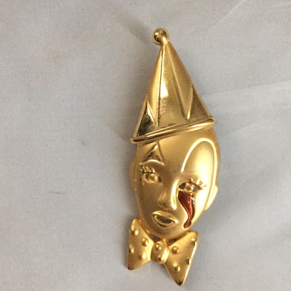 CRYING CLOWN SAD FACE VINTAGE PIN BROOCH - Picture 1 of 5